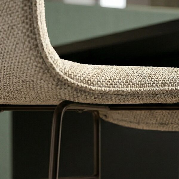 LEDA Jive Bar Chair High Back Detail groot